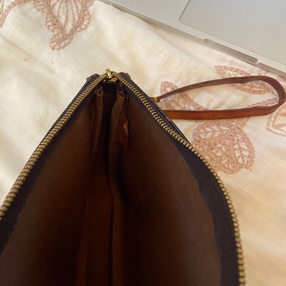 COPY - Louis Vuitton Vintage Mini Pochette - Picture 8 of 16
